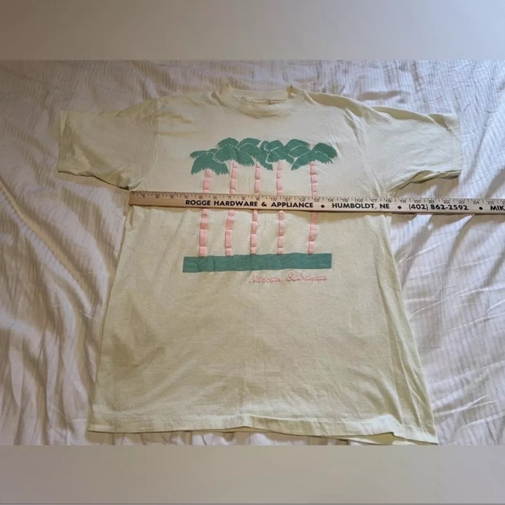 Vintage 80s Large Puffy Print T Shirt Bahamas Palm Tree Single Stitch Vapor Wave - Picture 4 of 5